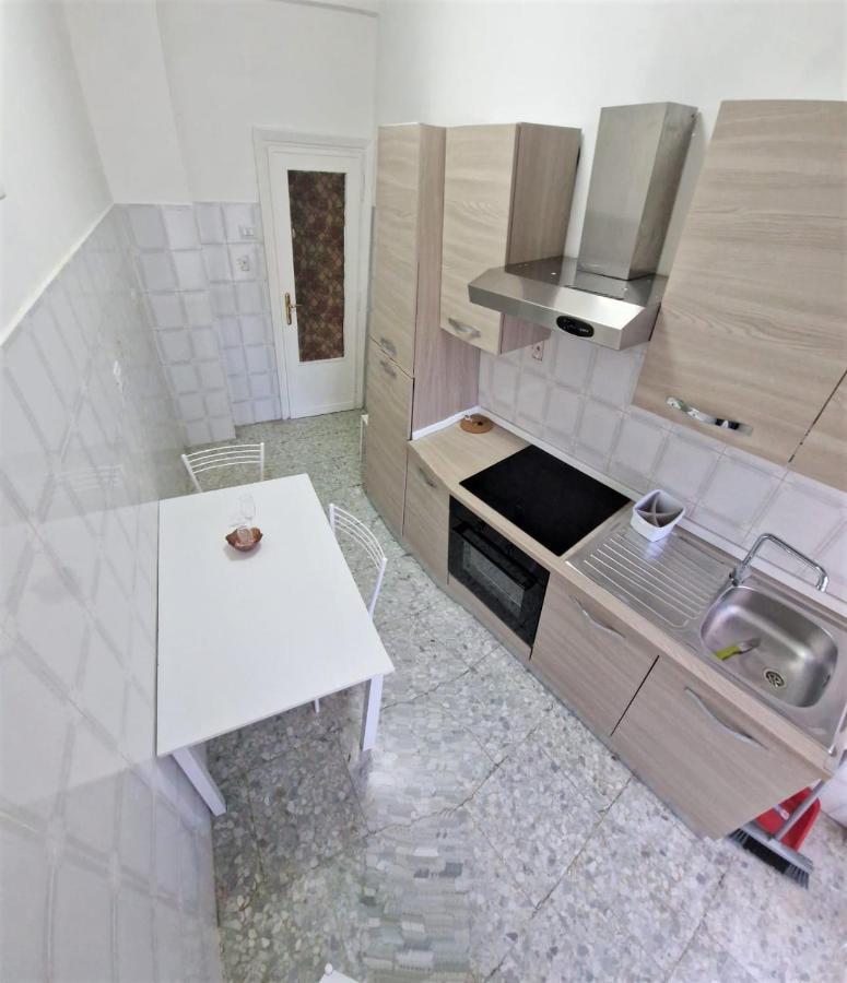 Holiday Home Telese Roma Dış mekan fotoğraf